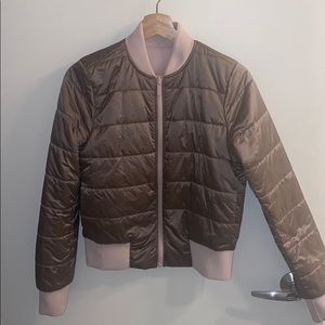 Lululemon non stop bomber reversal